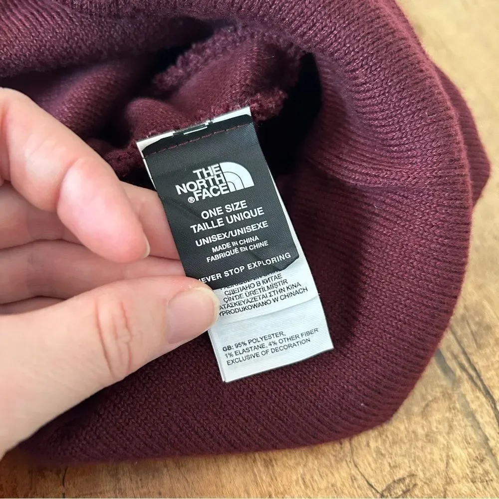 The North Face Burgundy Maroon Beanie Unisex Adult One Size Great Preworn Condit
